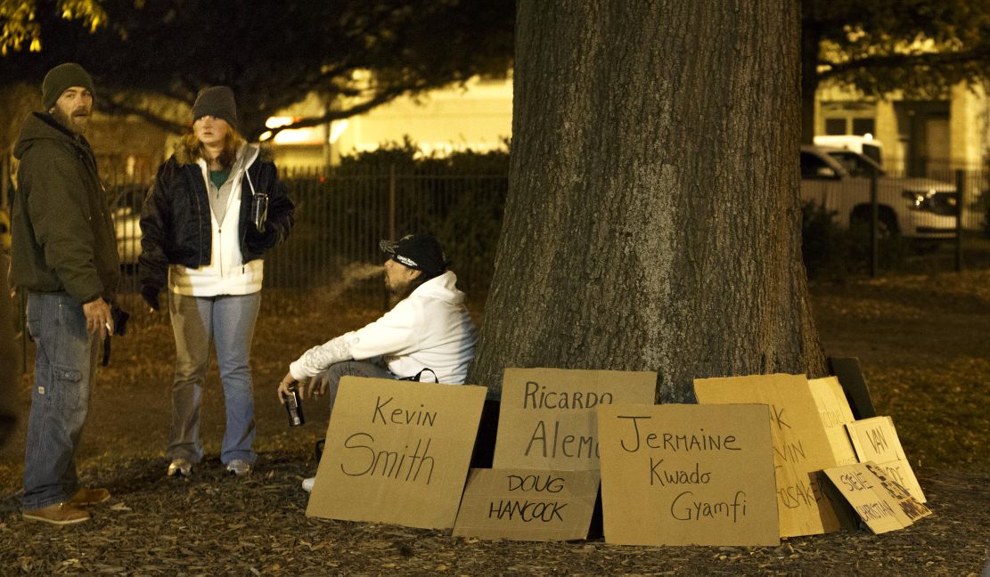 03_lh_Sleep Out 122114.jpg